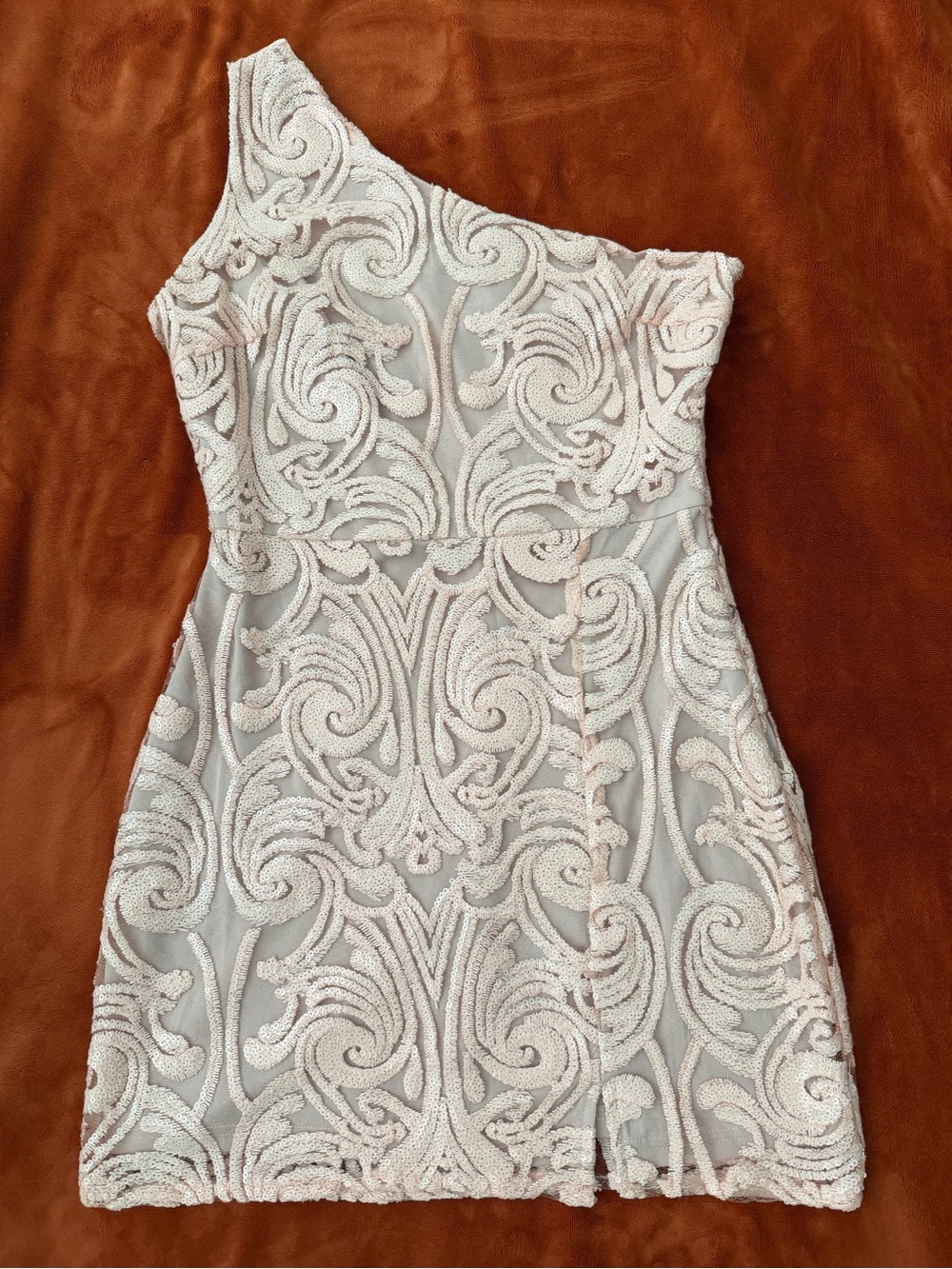 Lulu's One-Shoulder Lace Appliqué Dress in cream